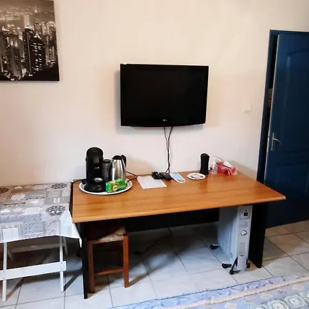 Homestay Chez Jocelyne *